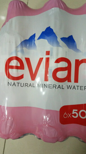 法国进口 依云（EVIAN）矿泉水 500ml*30瓶/箱 塑料瓶（整箱出售） 晒单图