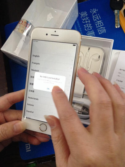 e 6s (A1700) 16G 金色 移动联通电信4G手机--