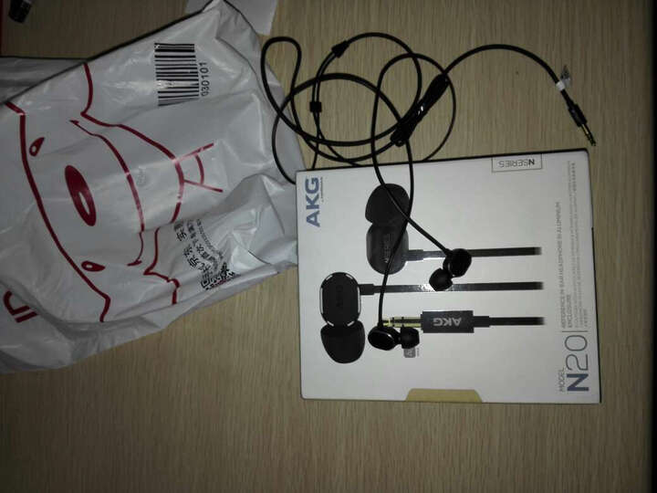 AKG N20 入耳式耳机 立体声音乐耳机 手机耳机