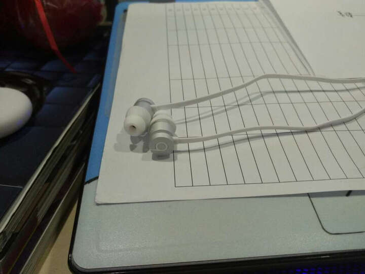 Beats UrBeats 入耳式耳机 炫银色 手机耳机带