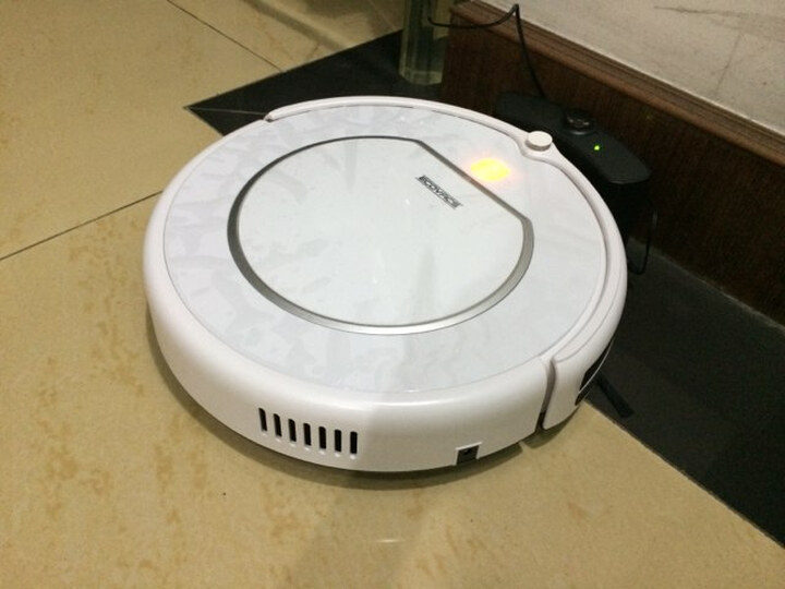 科沃斯(Ecovacs)地宝魔镜CR120智能扫地机器