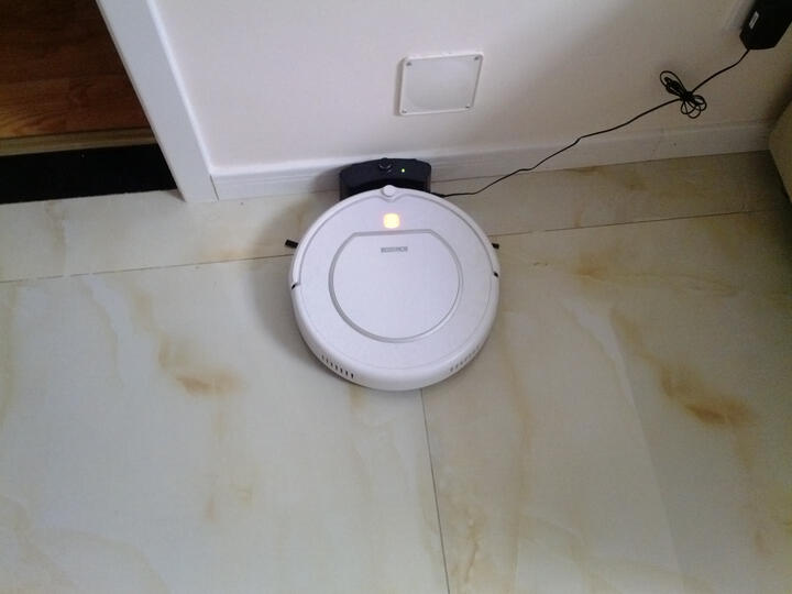 科沃斯(Ecovacs)地宝魔镜CR120智能扫地机器