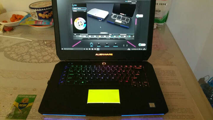 寸游戏笔记本电脑(I7-6700HQ 16G 256G +1T