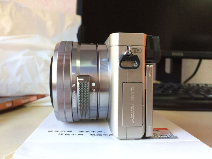 索尼(SONY) ILCE-6000L微单套机 银色(16-50m