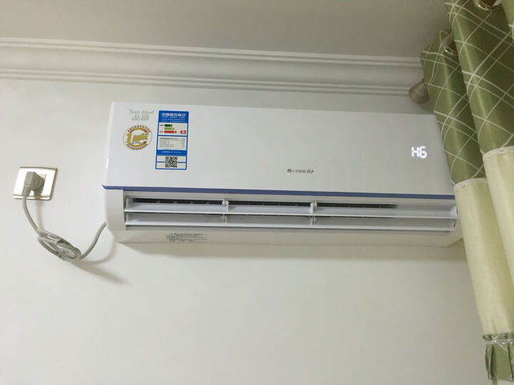 格力(GREE)小1.5匹 变频 品圆 冷暖 壁挂式空调