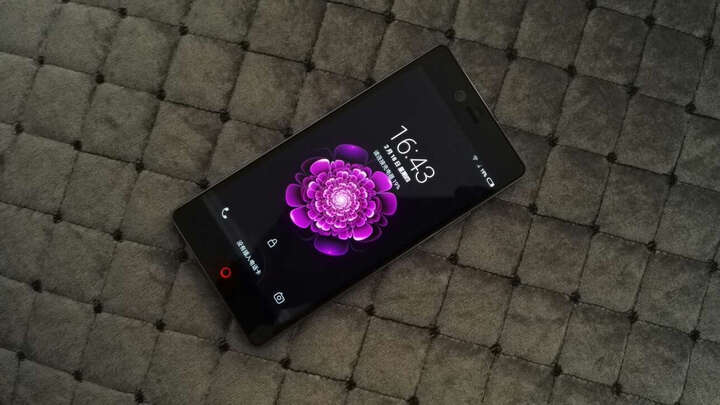 努比亚(nubia)小牛4 Z9mini精英版 黑色 移动联