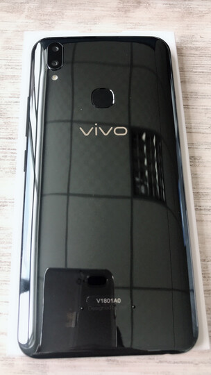 vivoZ1:vivo z1已收到,体验很好,塑料后盖根本看