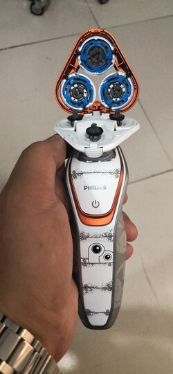 飞利浦(PHILIPS)男士电动剃须刀星球大战系列剃胡刀胡须刀刮胡刀SW5700/07 晒单图