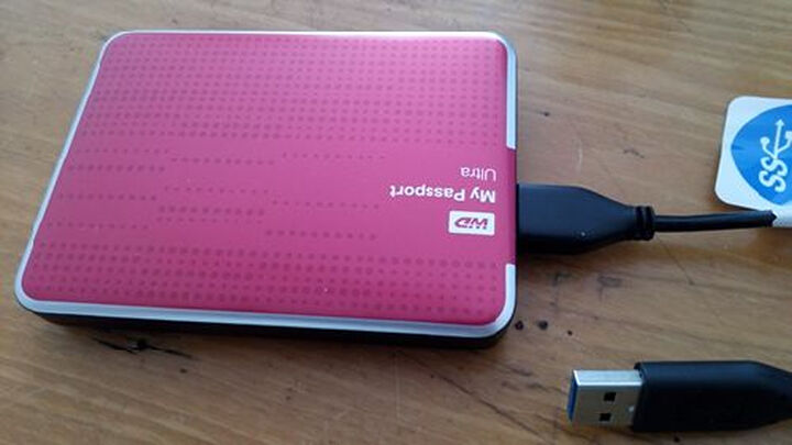 y Passport Ultra USB3.0 1TB 超便携移动硬盘 