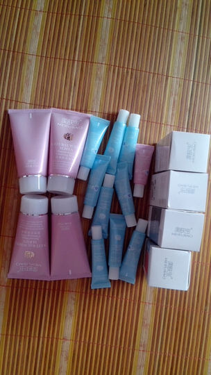 美肤宝官方旗舰店自然白洗面奶75ml 深层清洁