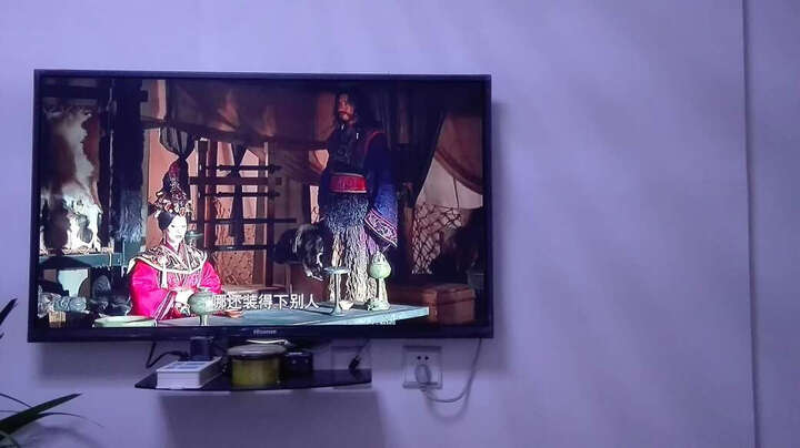 ED42EC260JD 42英寸 窄边网络 LED电视(黑