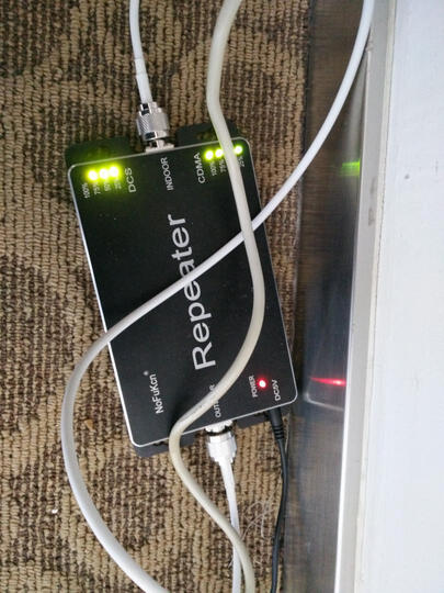 喜越 003手机信号放大器移动联通电信三网通