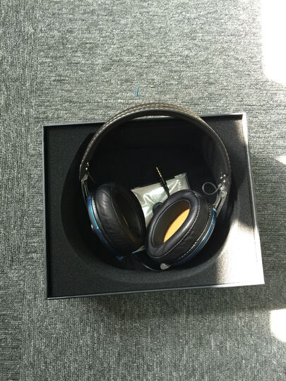 森海塞尔(Sennheiser) MOMENTUM i 大馒头2代