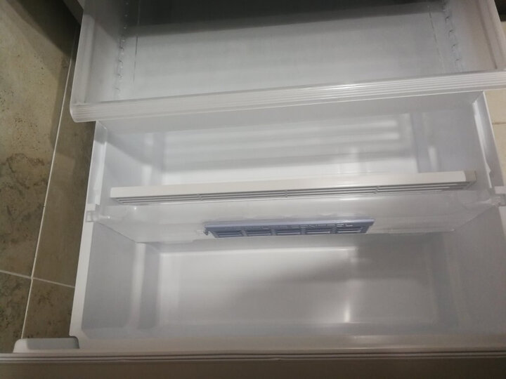 松下(Panasonic)日本进口多门冰箱 自动制冰 变频风冷无霜 银离子抗菌脱臭 NR-EC43VG-N5 晒单图