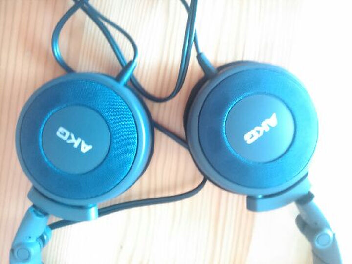 AKG K420 头戴可折叠便携式耳机 海军蓝--包装