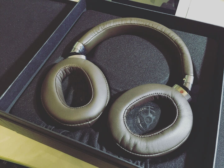 索尼MDR-1A:把『侧逼』SOLO贱价出掉之后