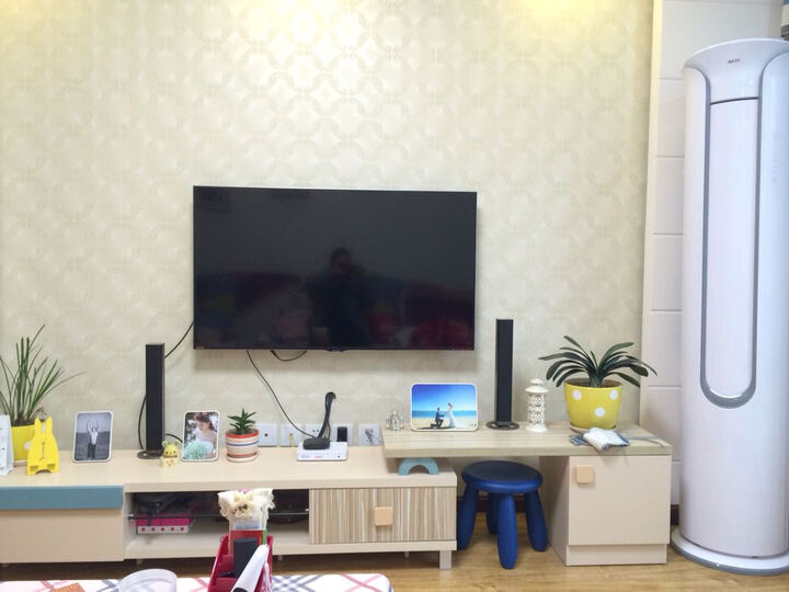 L 音乐双节棍CINEMA STV112可拆分式蓝牙音