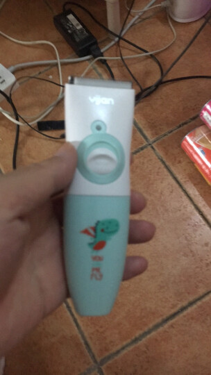 易简（yijian）婴儿童理发器 宝宝剃头器 电推剪发器电动推子专业防水电动理发器 HK610-青绿 晒单图