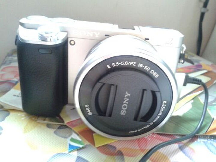 索尼(SONY) ILCE-6000L 标准单镜套装 银色--对