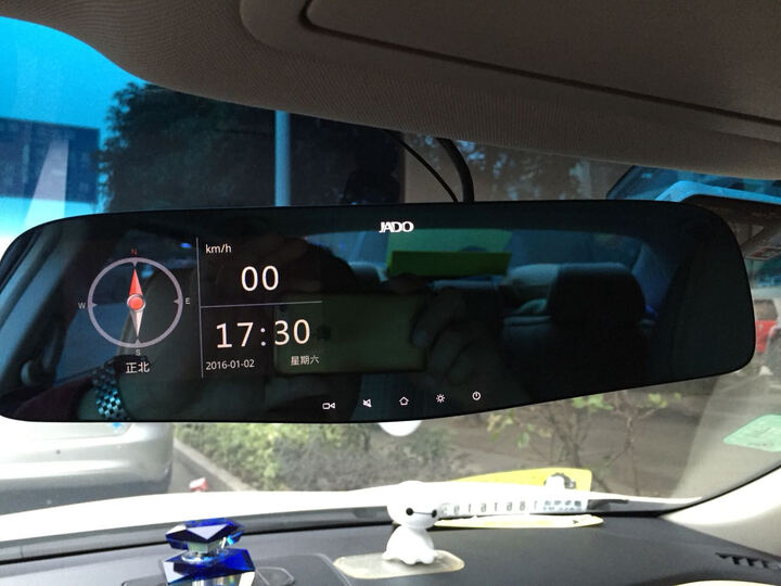 O)D680 智能后视镜行车记录仪导航电子狗多功