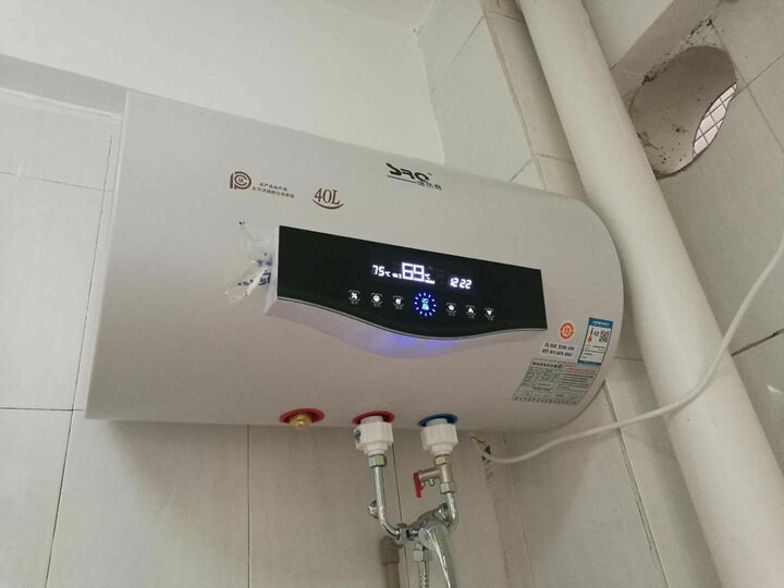 速热奇(SRQ)电热水器 安全预约洗浴无线遥控 8年质保 40升 爆款919经典系列 自行安装 晒单图