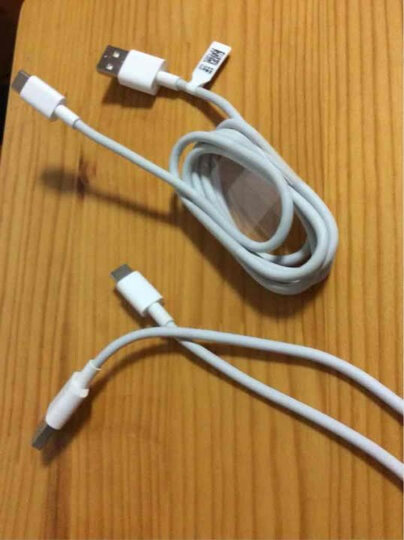华为(HUAWEI)荣耀原装1.5m多彩数据线USB数据线 充电线 安卓电源线AP50(白色)安卓Micro USB2.0接口通用 晒单图