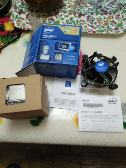 英特尔(Intel)酷睿四核 i5-4590 1150接口 盒装C