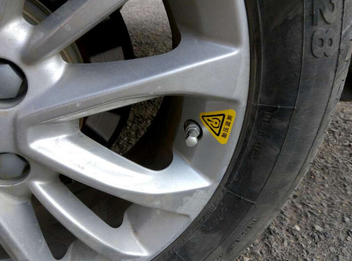 伟力通 Victon 无线胎压监测 外置内置胎压监测