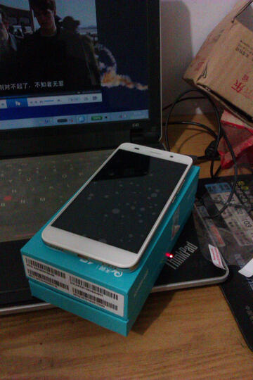 华为 荣耀 4A (SCL-CL00) 2GB内存标准版 白色