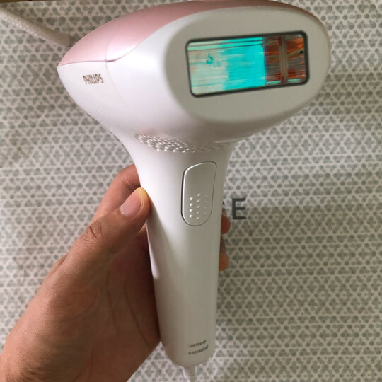 飞利浦(PHILIPS)脱毛仪 剃毛器 刮毛器 脱毛机 脉冲光脱毛器 Lumea光子激光脱毛仪 剃毛 刮毛器 SC1991 晒单图