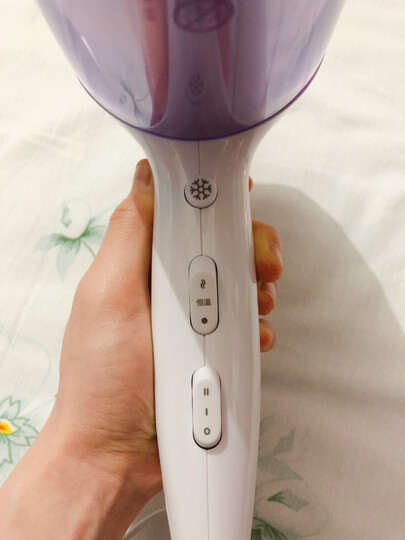 飞利浦(PHILIPS)电吹风机 大功率家用水光机负离子护发奢宠锁水系列吹风筒 HP8279 晒单图