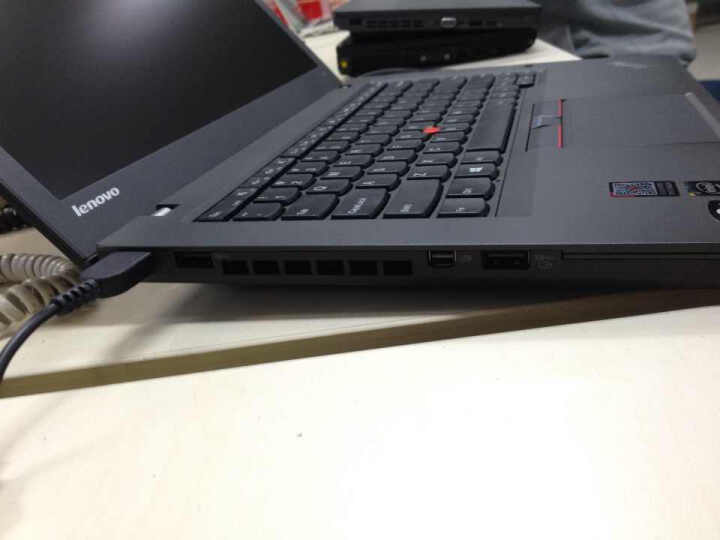 ThinkPadT450:开机风扇声音有点大,运行时硬