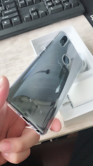 vivoZ1:vivo z1已收到,体验很好,塑料后盖根本看