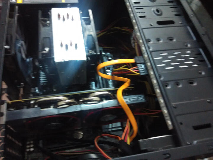 讯景(XFX)R9 370X 4G 黑狼.进化系列 1090\/56