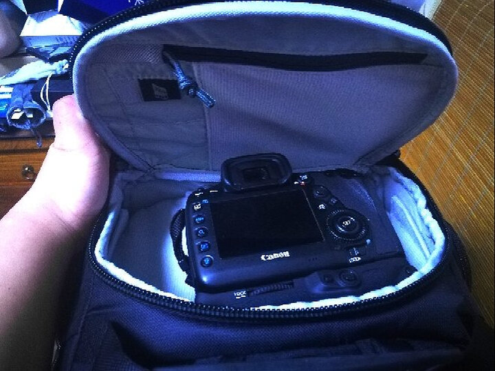 乐摄宝(Lowepro)相机包 PROTACTIC 350 AW 双肩PTT350AW摄影包金刚系列 黑色 LP36771-PWW 晒单图