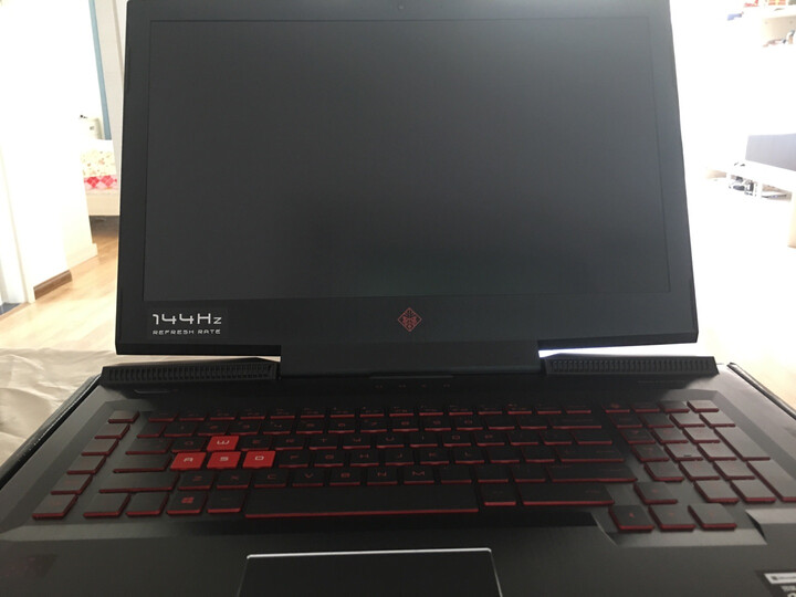惠普(HP)暗影精灵3代 GTX1050Ti 15.6英寸游戏笔记本电脑(i5-7300HQ 8G 128GSSD+1T 4G独显 120Hz IPS) 晒单图