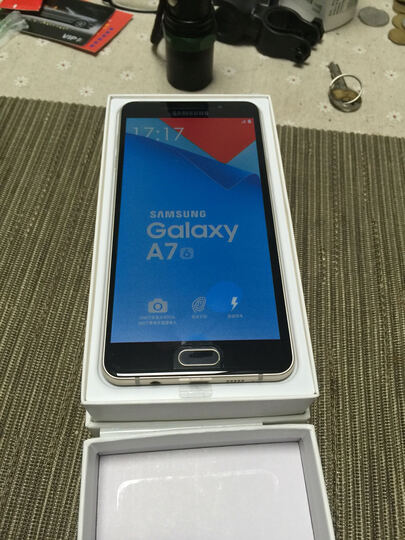 三星 Galaxy A7 (SM-A7100) 魔幻金 全网通4G