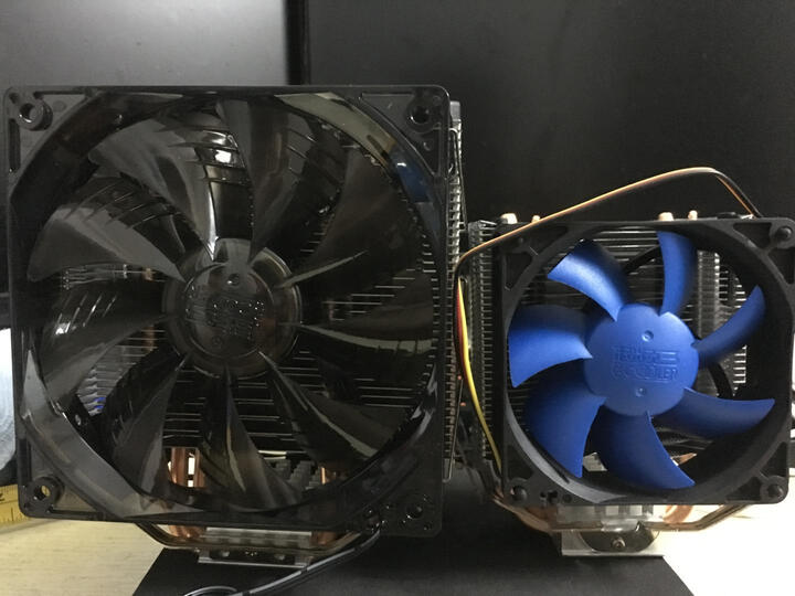超频三(PCCOOLER)东海X4 CPU散热器(多平台/支持AM4/1151/4热管/PWM温控/12CM静音风扇/附带硅脂) 晒单图