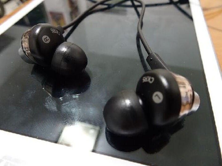 铁三角 ATH-CKR5 SV 入耳式耳机 银色--煲了一