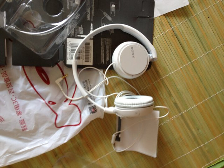 索尼(SONY) MDR-ZX110AP 入门监听头载式耳