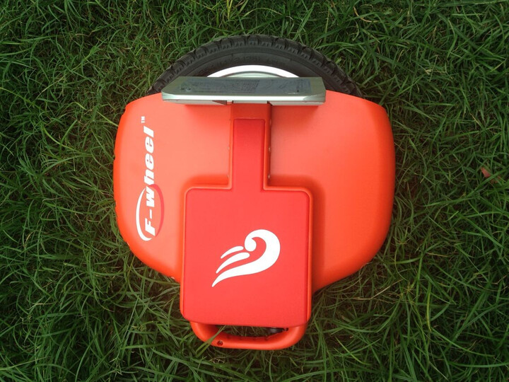 <em>飞轮</em>威尔(F-WHEEL)电动独轮车 自平衡电动车