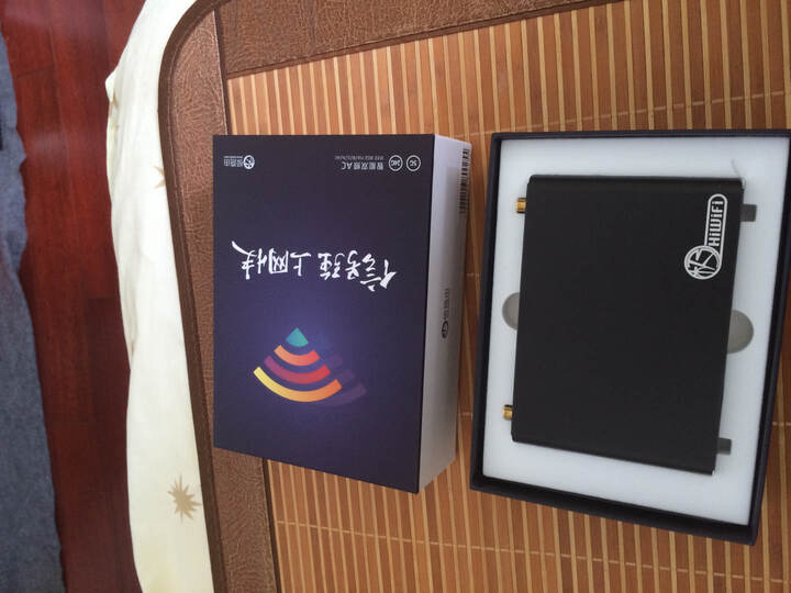 极路由HC5761:极2开箱 5G频段,3倍于2.4G频