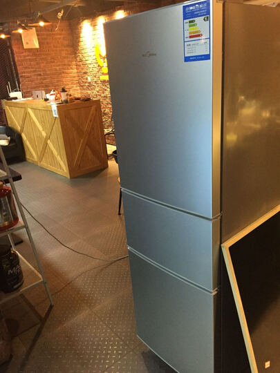 美的(Midea) BCD-206TM(E) 206升 三门冰箱 节