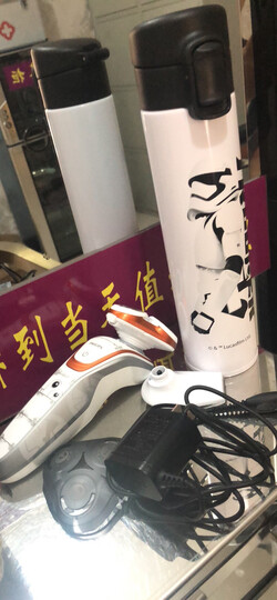 飞利浦(PHILIPS)男士电动剃须刀星球大战系列剃胡刀胡须刀刮胡刀SW5700/07 晒单图