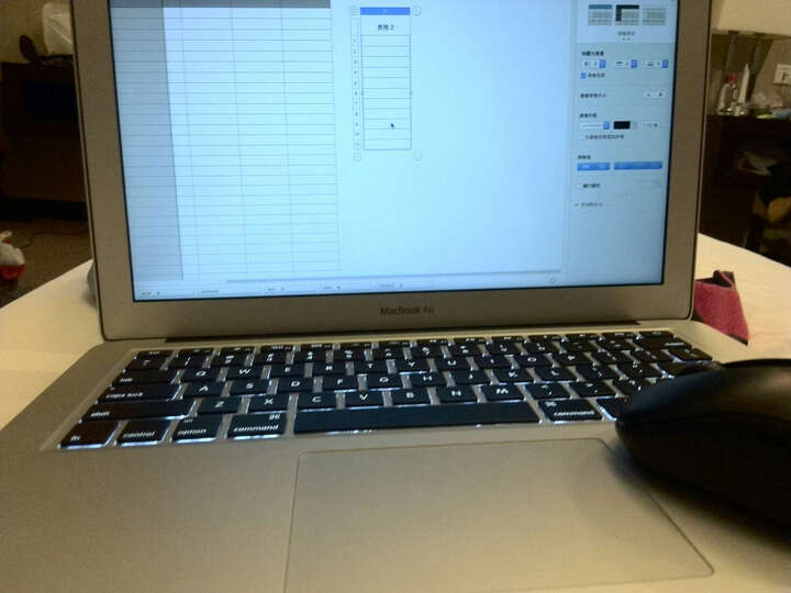 色(Core i5 处理器\/4GB内存\/128GB SSD闪存