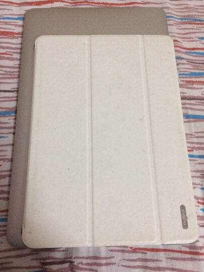 Apple MacBook Air 11.6英寸笔记本电脑 银色(