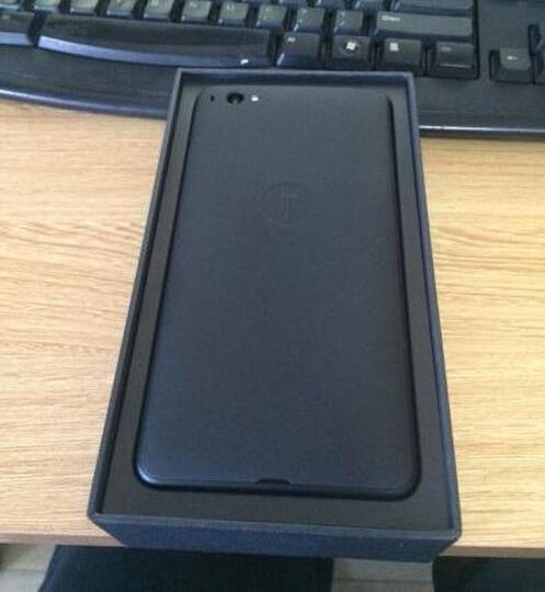 锤子 坚果 16GB 黑色 移动联通4G手机 双卡双