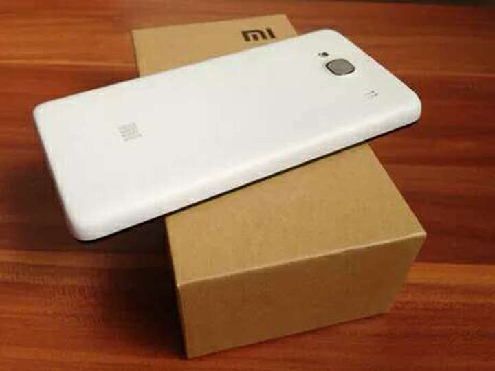 4G手机 双卡双待--手机适合女生,配置也够用,关