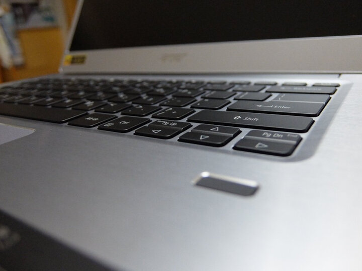 宏碁(Acer)蜂鸟Swift1全金属超轻薄本 13.3英寸笔记本电脑SF113(N3350 4G 128GSSD IPS 蓝牙 指纹识别)星光银 晒单图