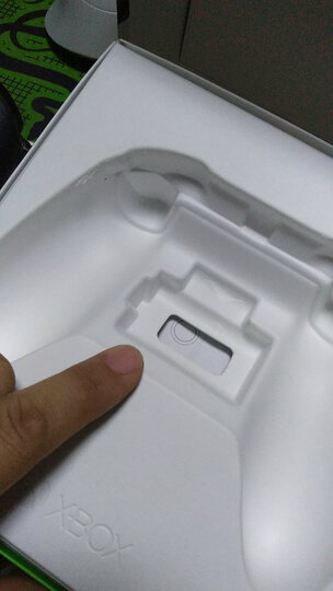微软(Microsoft)Xbox One S游戏手柄电脑pc蓝牙steam精英2k20手柄怪物猎人 Xbox蓝牙手柄+PC原装连接线 晒单图
